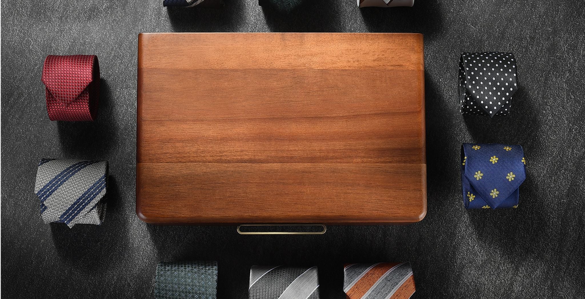 Accessory Organizer for Ties, Holder for Ties and Accessories