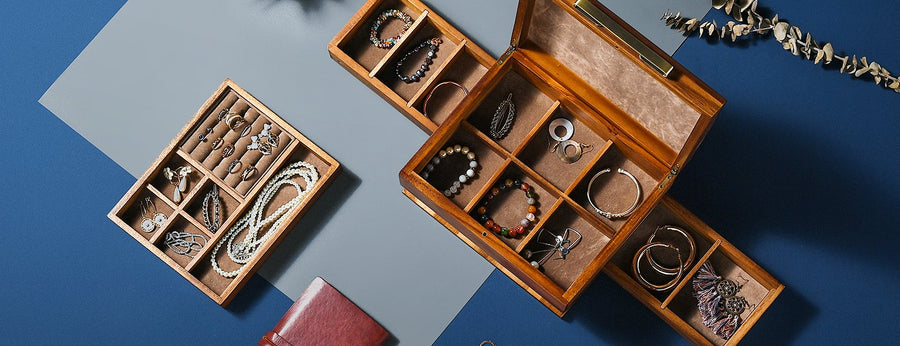 Watch & Jewelry Storage